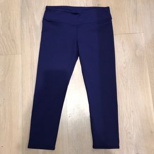 Fabletics cropped leggings